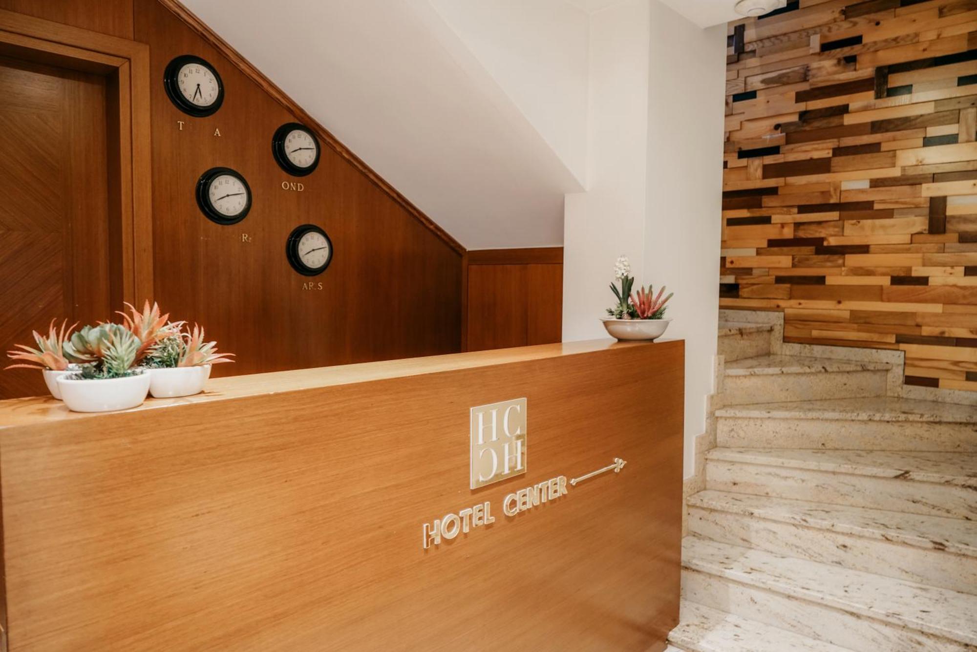 Center Hotel Гирокастра Экстерьер фото